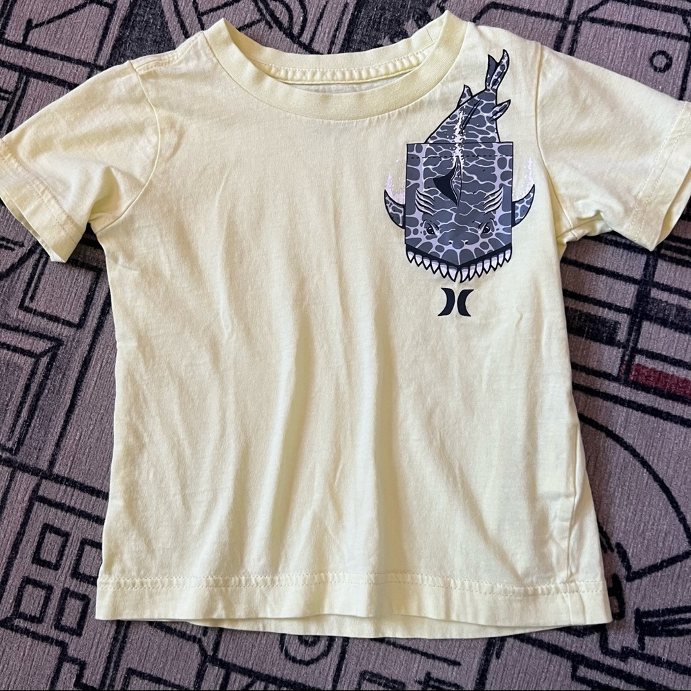 Hurley graphic shark - classic style tee